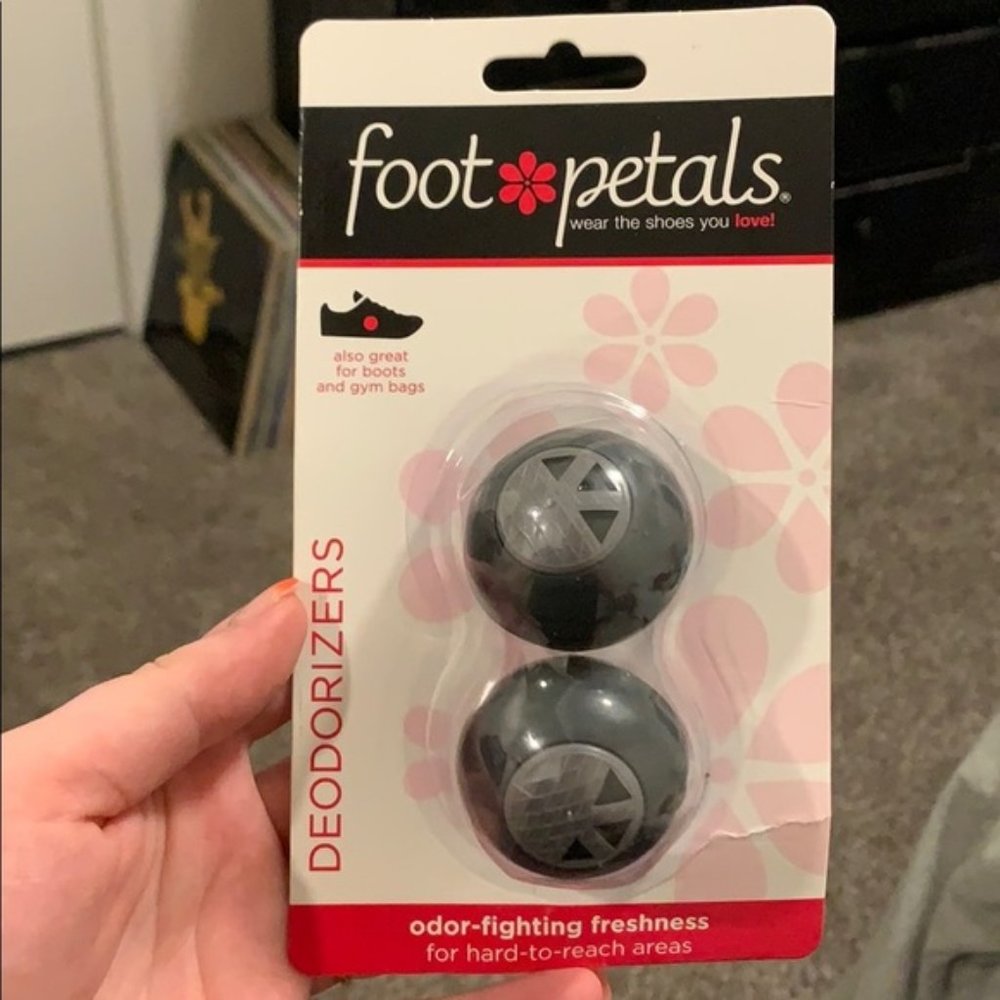 Foot petals